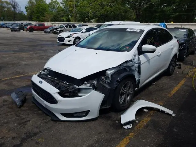 2017 FORD FOCUS SE