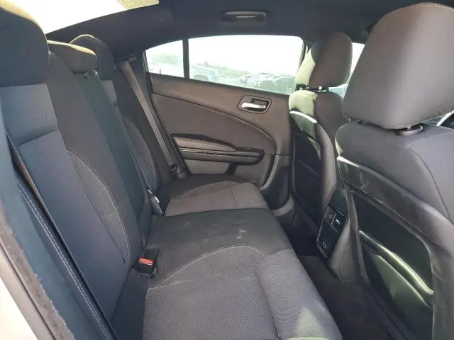 2016 DODGE CHARGER SE