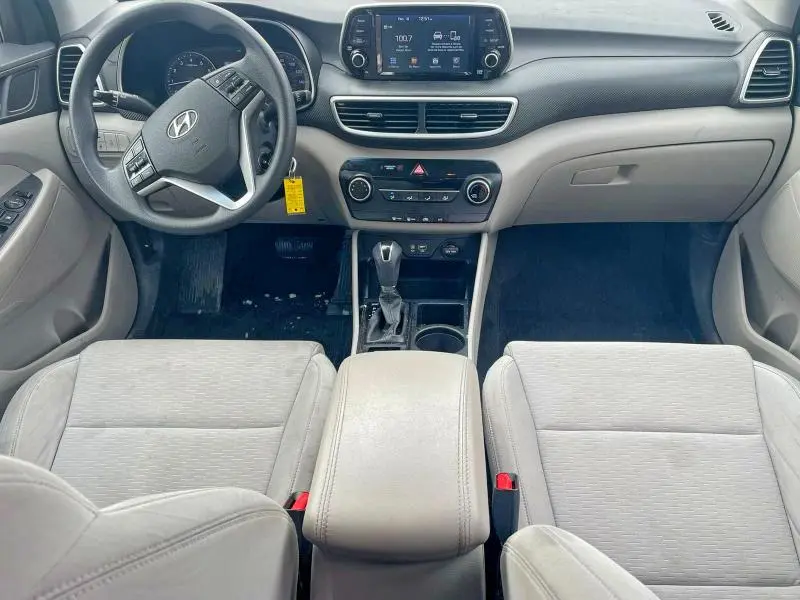 2019 HYUNDAI TUCSON SE  