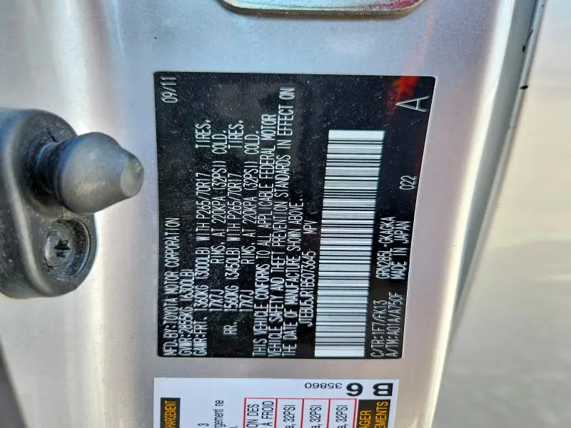 2011 TOYOTA 4RUNNER SR5  