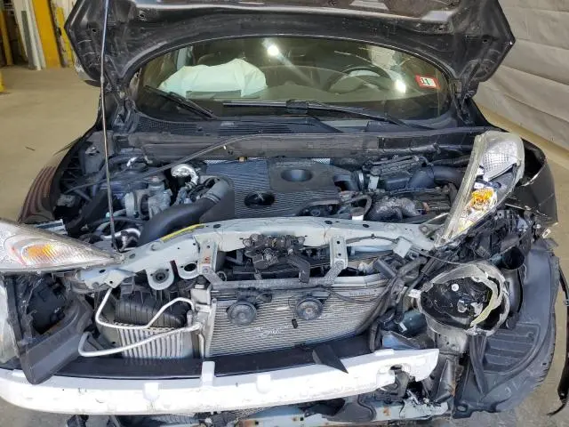2011 NISSAN JUKE S  
