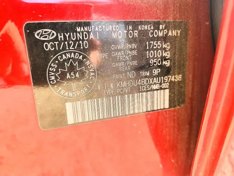 2010 HYUNDAI ELANTRA BLUE  