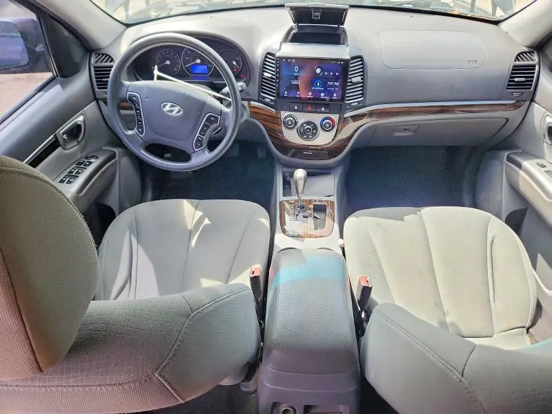 2011 HYUNDAI SANTA FE GLS  