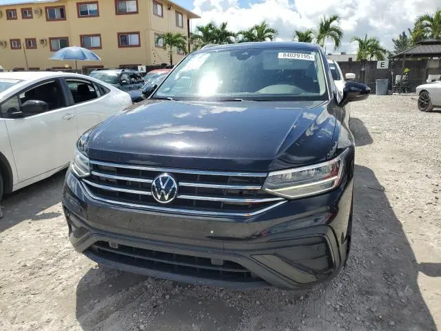 2023 VOLKSWAGEN TIGUAN SE  