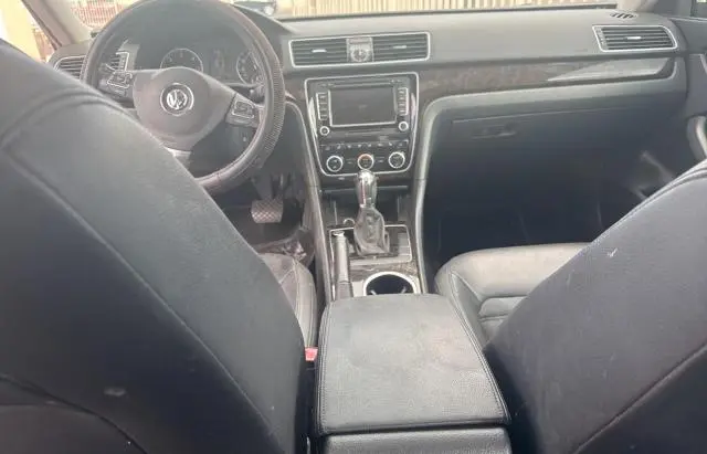 2014 VOLKSWAGEN PASSAT SEL  