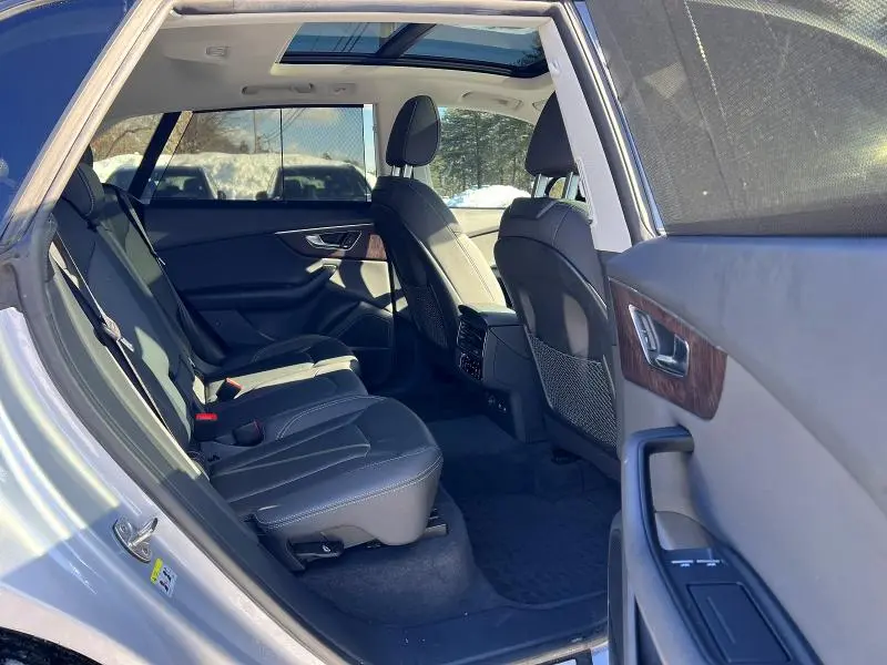 2019 AUDI Q8 PRESTIGE S-LINE  