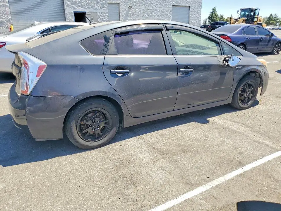 2012 TOYOTA PRIUS THREE  