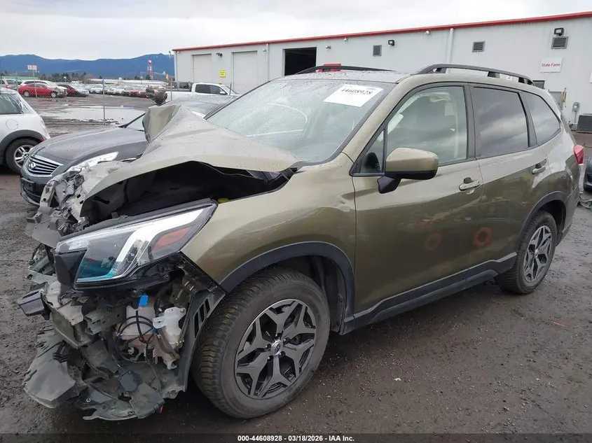 2022 SUBARU FORESTER PREMIUM
