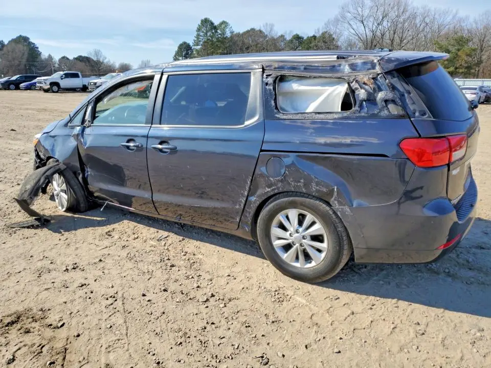 2017 KIA SEDONA LX  