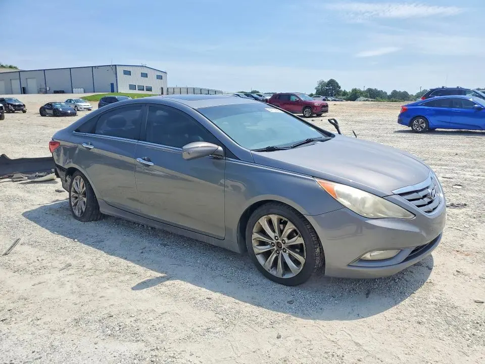 2011 HYUNDAI SONATA SE  