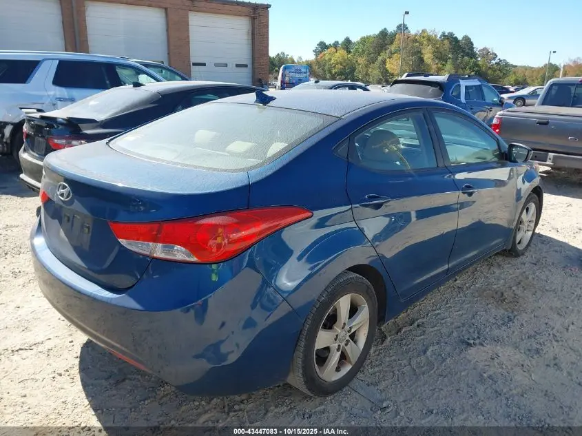 2013 HYUNDAI ELANTRA GLS