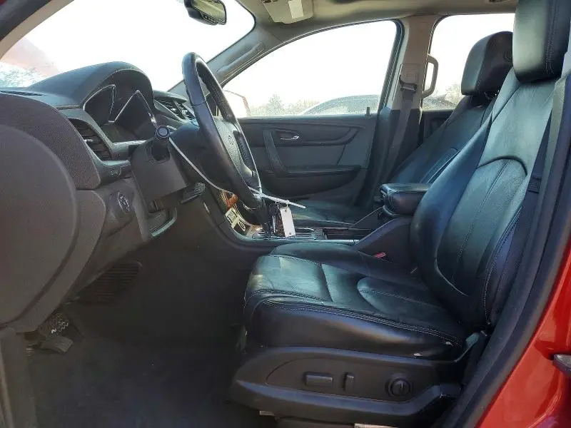 2013 CHEVROLET TRAVERSE LT  