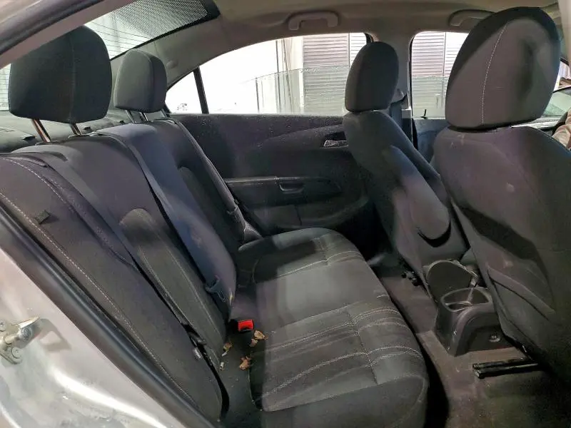 2015 CHEVROLET SONIC LT  