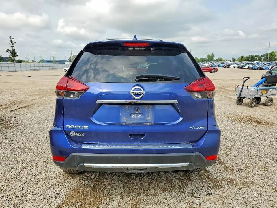 2018 NISSAN ROGUE SL  