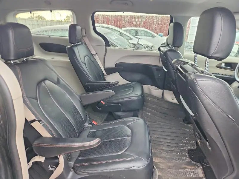 2017 CHRYSLER PACIFICA TOURING L PLUS  