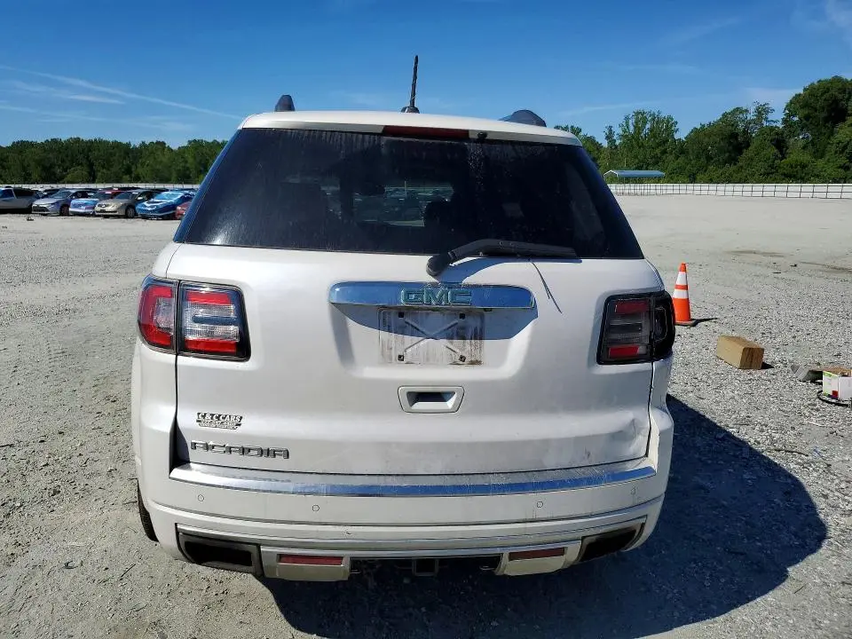2016 GMC ACADIA DENALI  