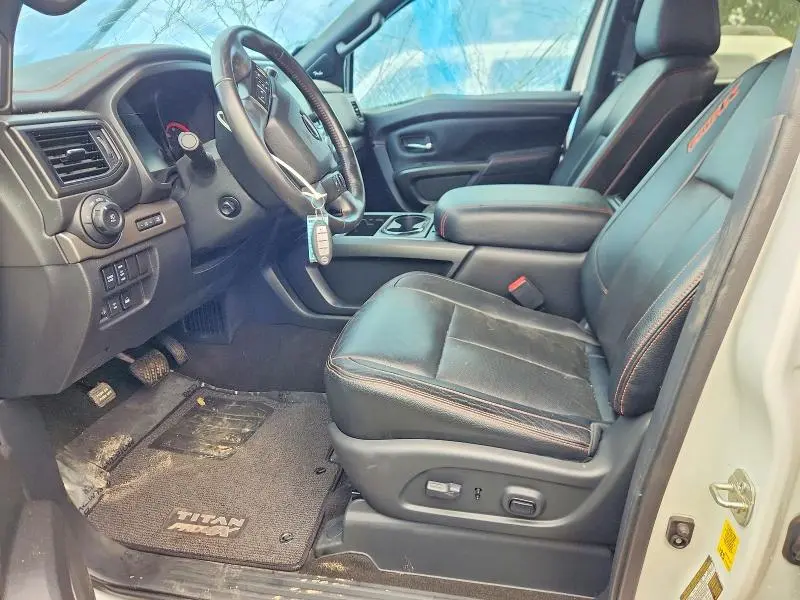2020 NISSAN TITAN PRO-4X  