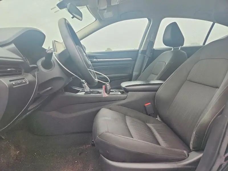 2021 NISSAN ALTIMA SV  