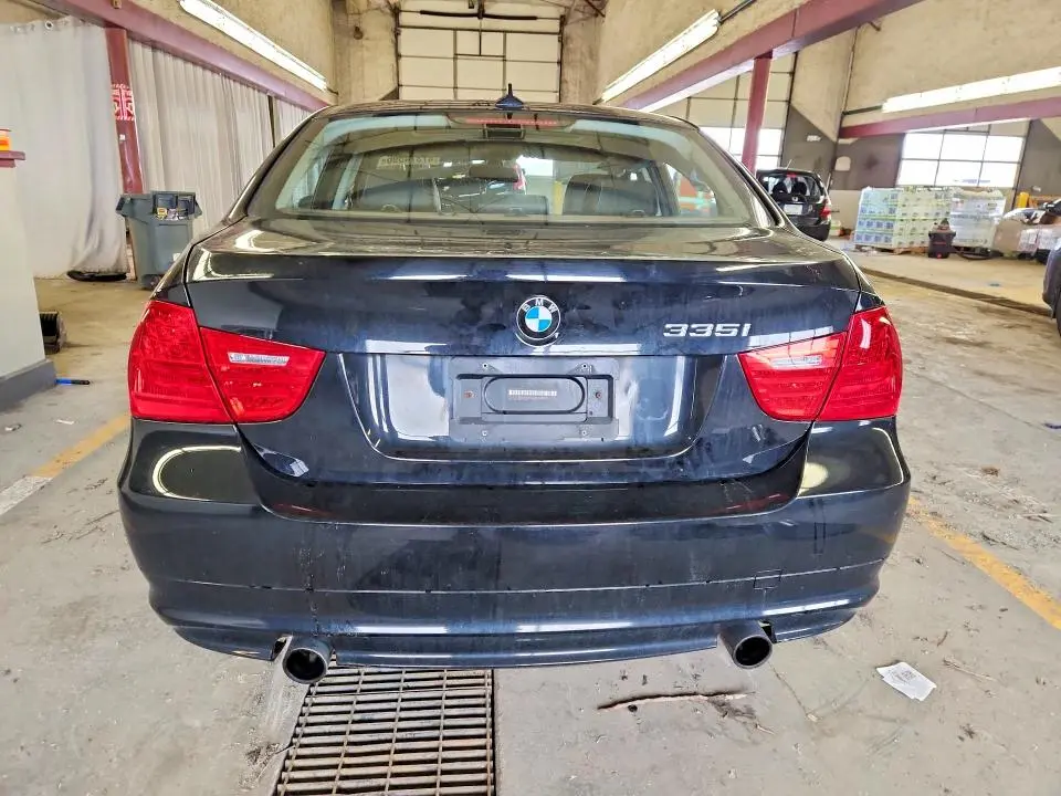 2011 BMW 335 XI  