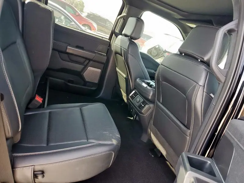 2025 FORD F150 LARIAT  