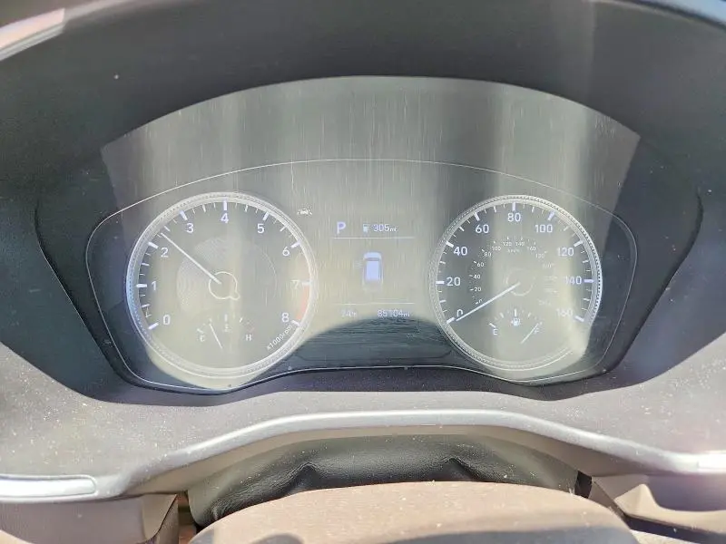 2020 HYUNDAI SANTA FE SE  