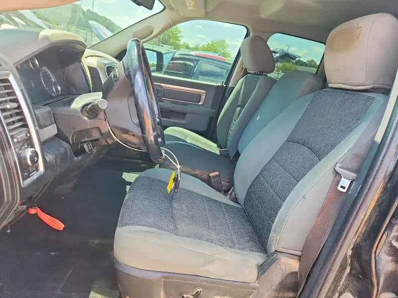 2015 RAM 1500 SLT  