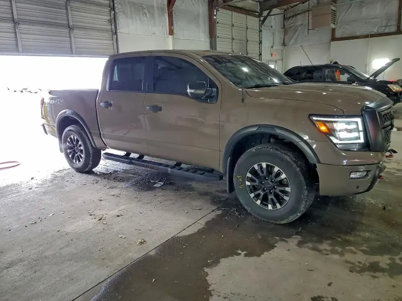 2021 NISSAN TITAN SV  