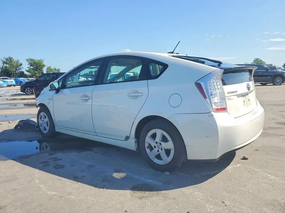 2010 TOYOTA PRIUS II  