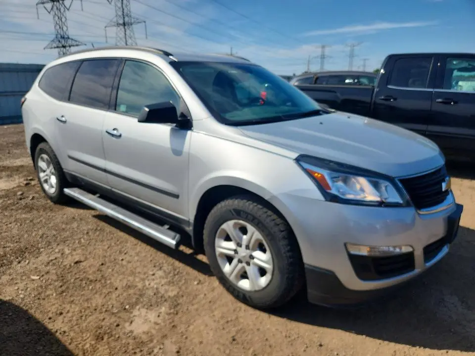 2016 CHEVROLET TRAVERSE LS  