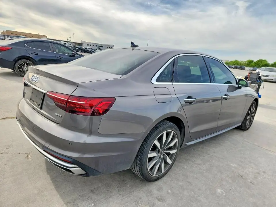 2022 AUDI A4 PREMIUM 40  