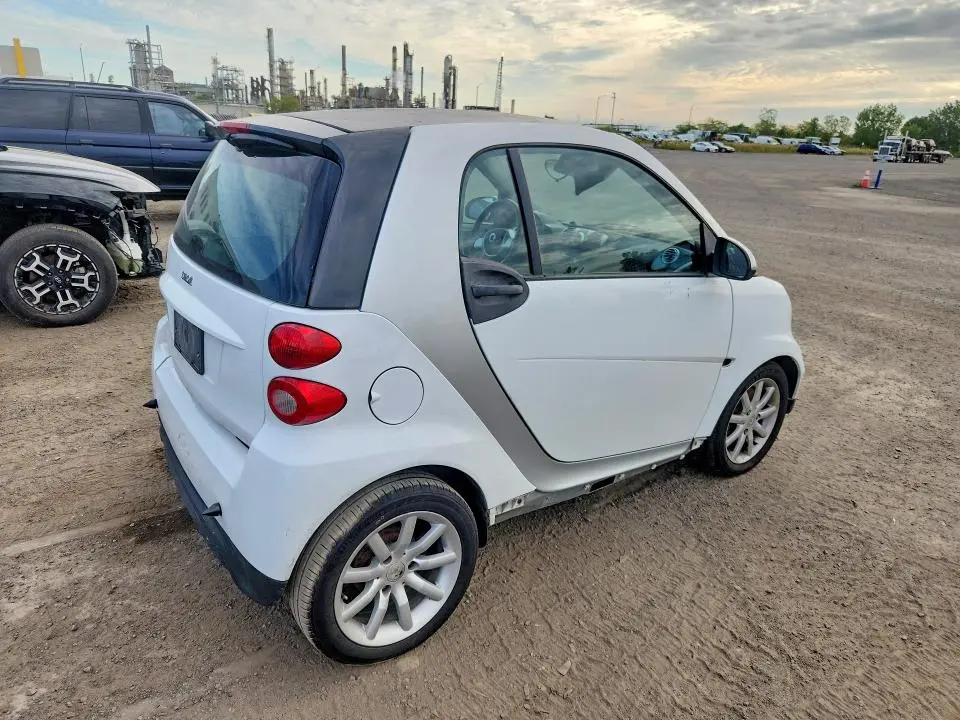2013 SMART FORTWO PURE  