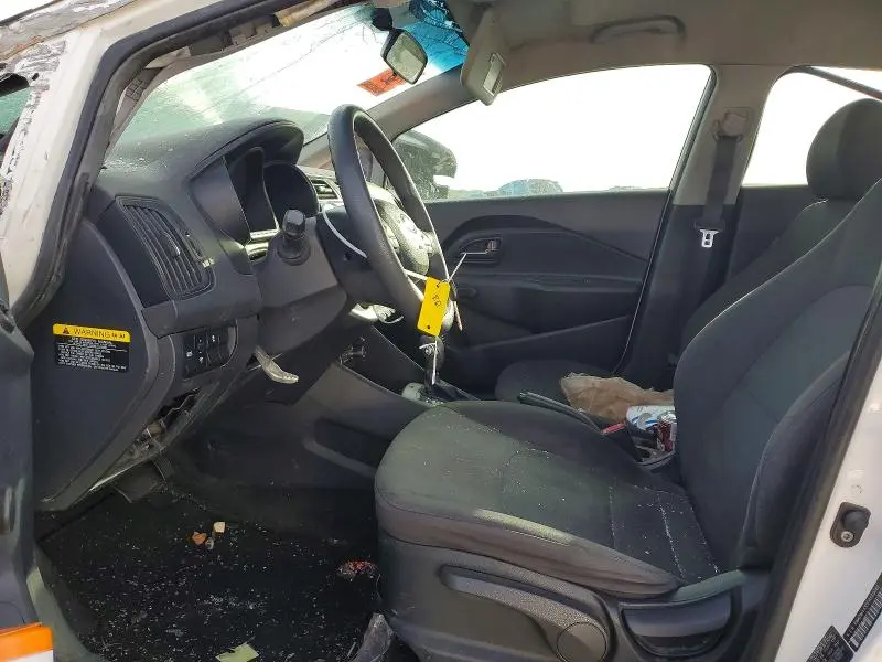 2014 KIA RIO LX  