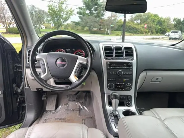 2010 GMC ACADIA SLT-1
