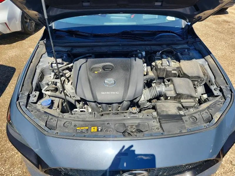 2019 MAZDA 3 PREMIUM  