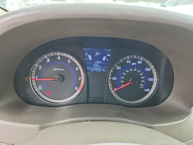 2013 HYUNDAI ACCENT GLS  