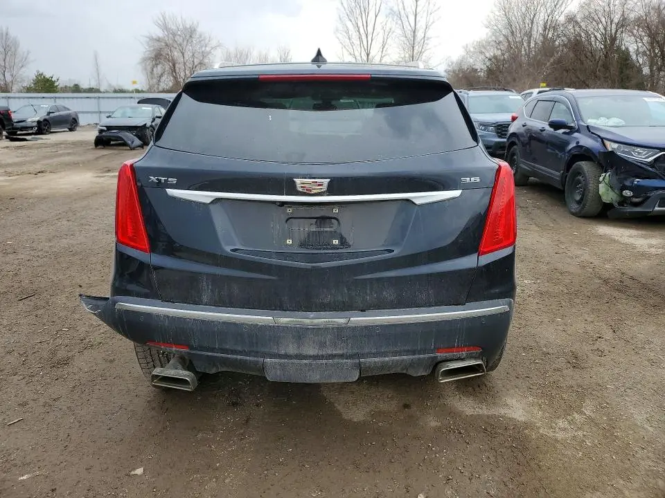 2017 CADILLAC XT5 LUXURY  