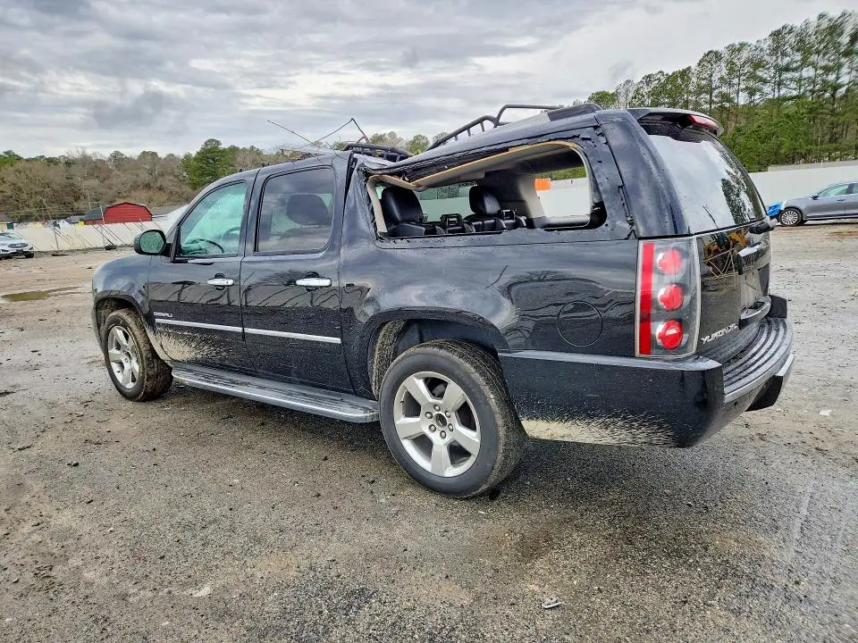 2013 GMC YUKON XL DENALI  