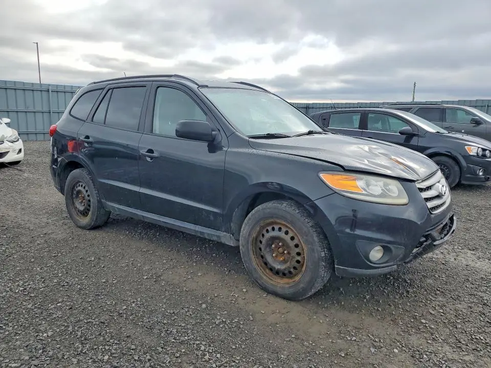 2012 HYUNDAI SANTA FE GLS  