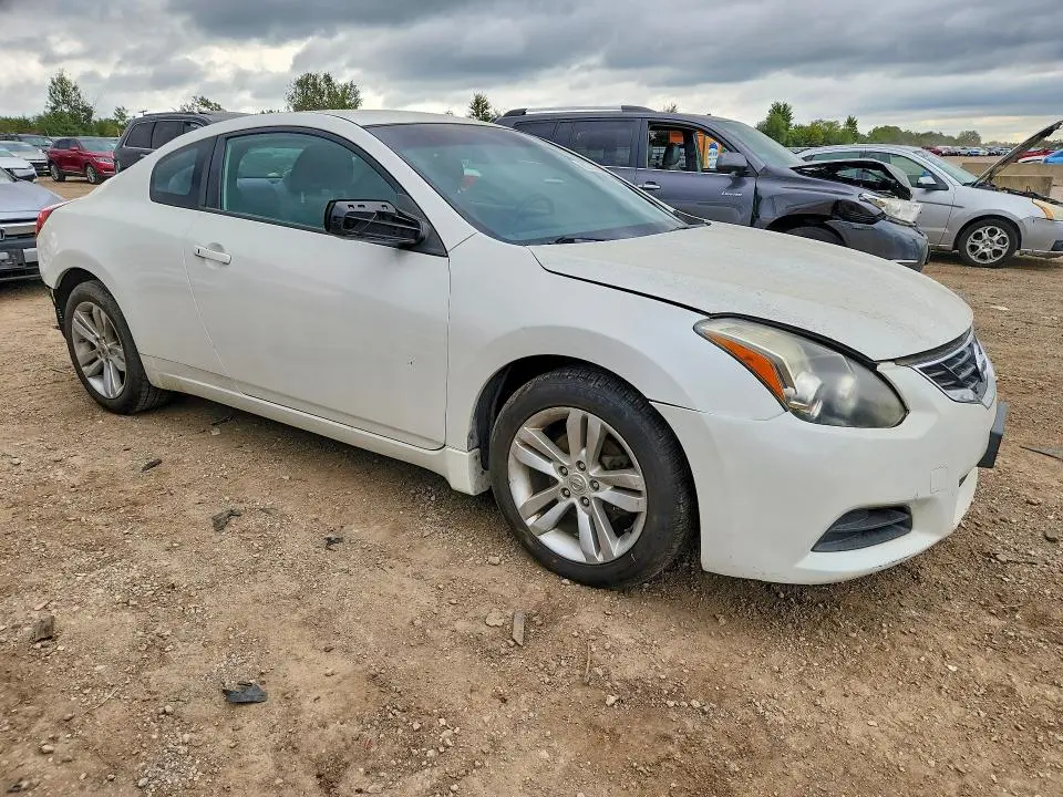 2013 NISSAN ALTIMA S  
