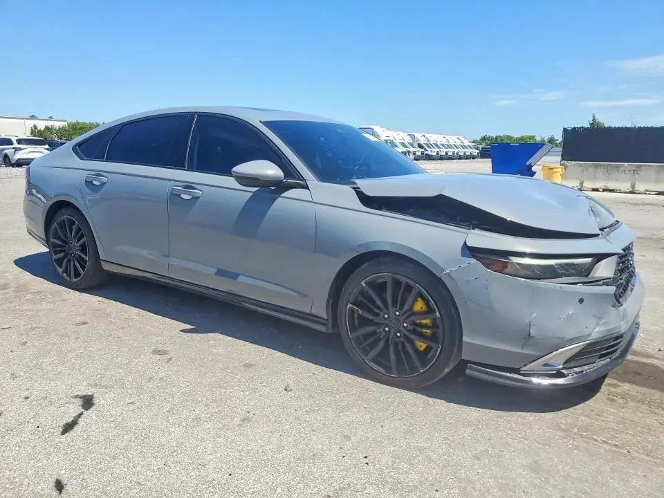 2023 HONDA ACCORD TOURING HYBRID  