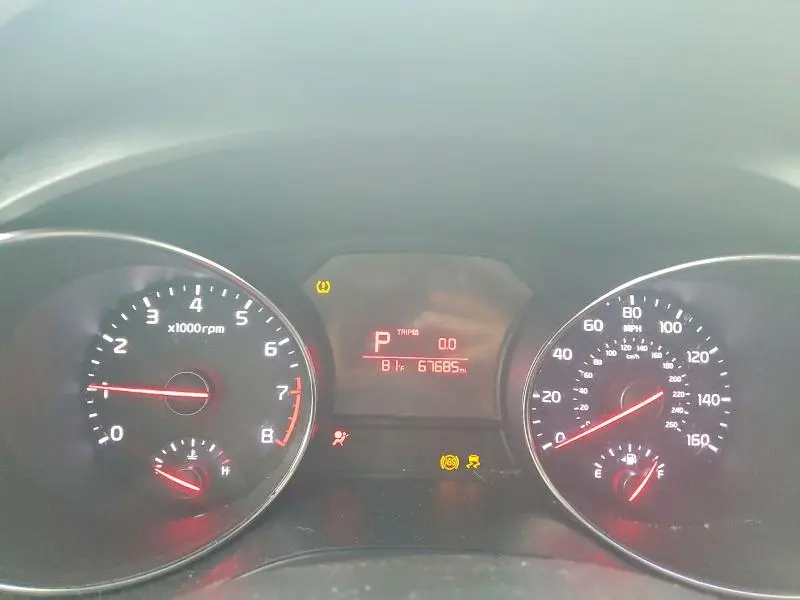 2018 KIA SEDONA LX  