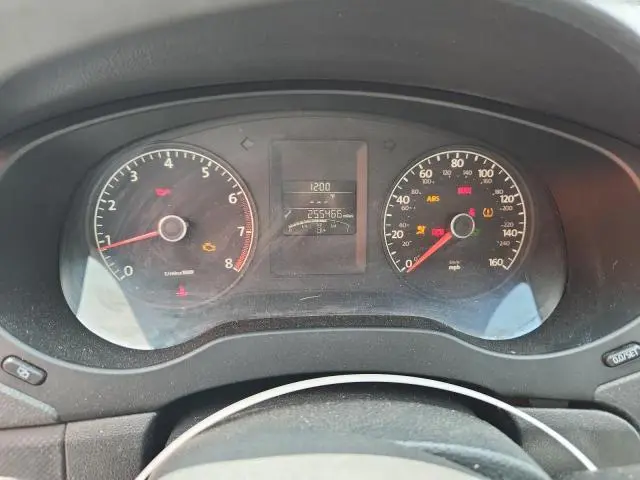 2011 VOLKSWAGEN JETTA SE  