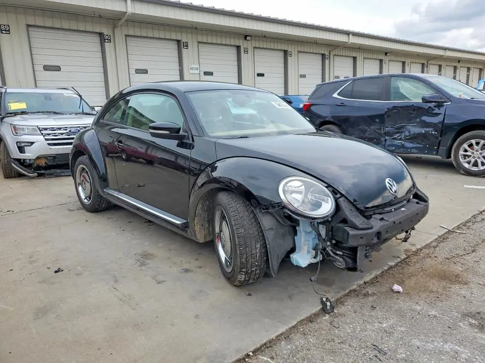 2013 VOLKSWAGEN BEETLE   