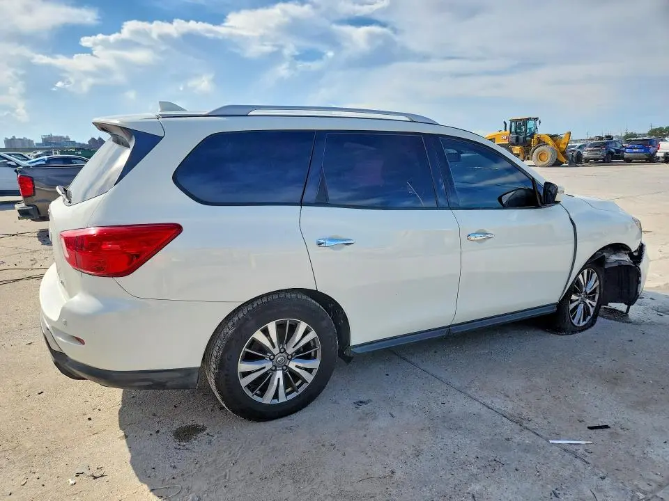 2019 NISSAN PATHFINDER SV  