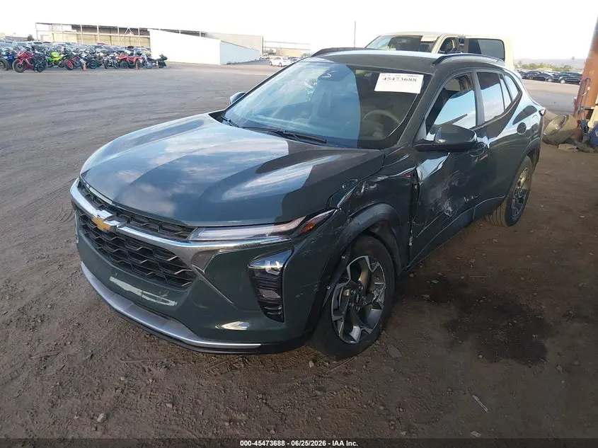 2025 CHEVROLET TRAX FWD LT
