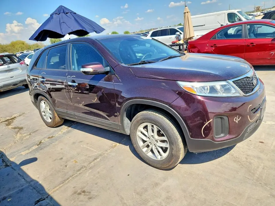 2014 KIA SORENTO LX  