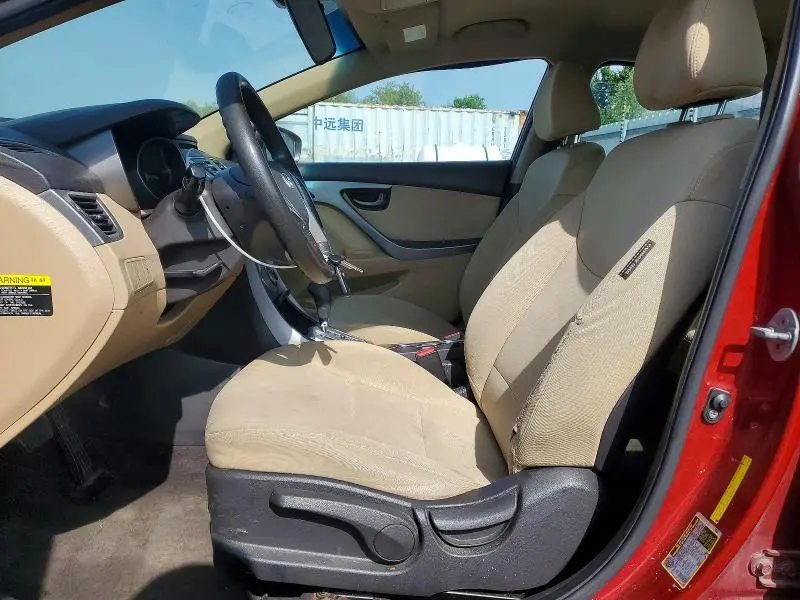 2011 HYUNDAI ELANTRA   
