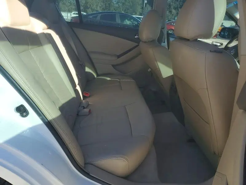 2011 NISSAN ALTIMA BASE  