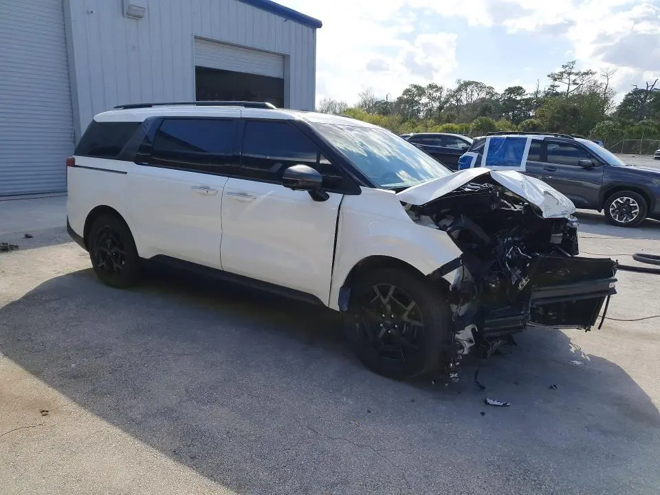 2025 KIA CARNIVAL SX PRESTIGE  