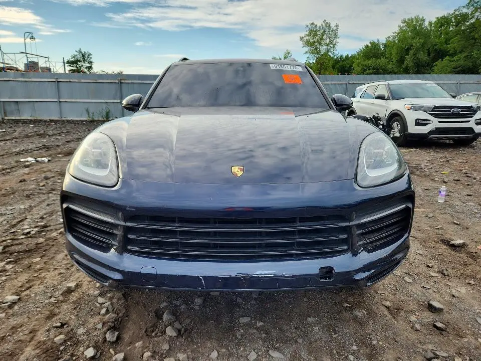 2019 PORSCHE CAYENNE   